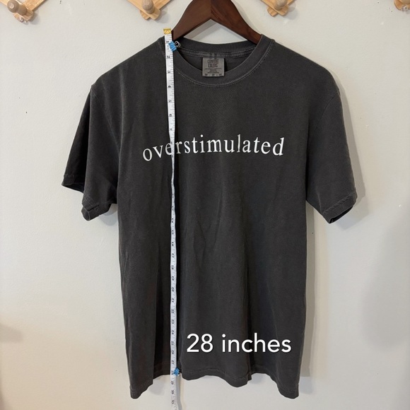 Comfort Colors - Overstimulated - T-Shirt - Picture 4 of 5